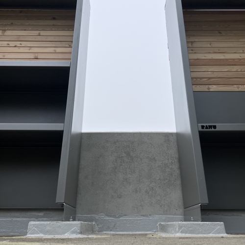 Montageelemente Edelstahl mit Fundamenten