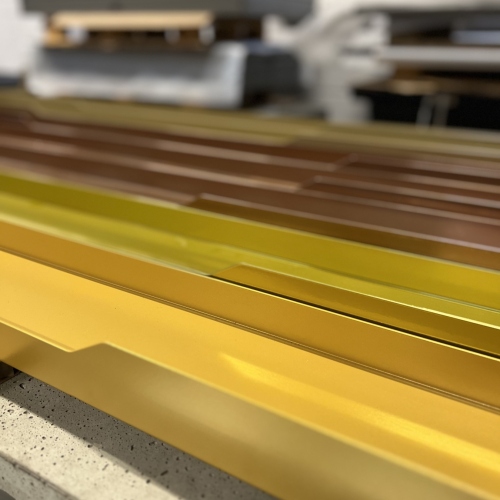 Produktion Flaschenregal